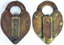 16737_american_express_lock.webp