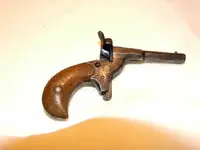 pistol.webp