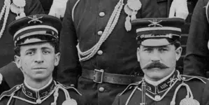 USGroup001c1916.webp