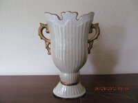 Neat Vase 001.jpg