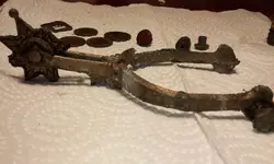 T 081812 Toy Spur.webp