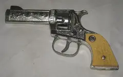 capgun2.webp