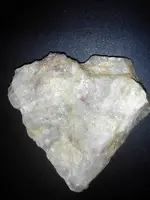 quartz heart 1.webp quartz heart 1.webp