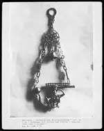 gold pendant.webp