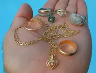 CTX 3030 Monday gold.webp