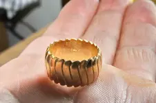 single ring (2).webp