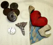 Site O 101912 Hunt Finds.webp