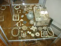 display case 012.webp