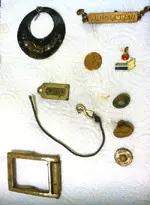 junk_jewelry.webp