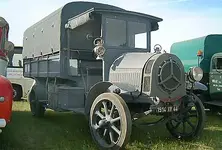 1915_De_Dion-Bouton_Lorry.webp