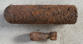 30lb Incendiary Bomb or J Bomb.gif
