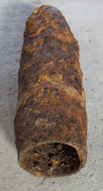 105mm Leaflet Artillery Round.gif