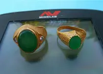 Emerald eyes.webp