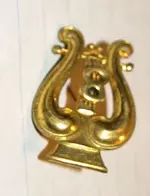 LYRE015.webp