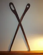 tongs wool.webp