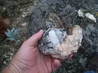 A Cross and Quartz Vein 002.webp