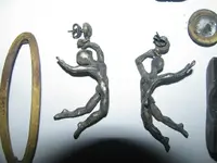 dancing ladys (1).webp
