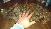 coinsss.webp
