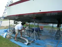 luis_washing.webp