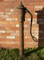old-cast-iron-pump-911.webp
