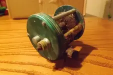 fishing reel 001.webp