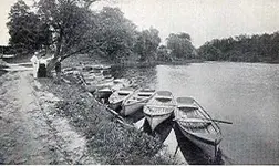clmntnlakeboats07.webp