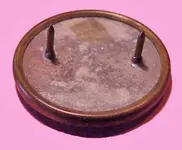 insignia_attaxhment-clutch-pins_late-WW2.webp