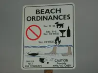 Beach sign Standard e-mail view.webp