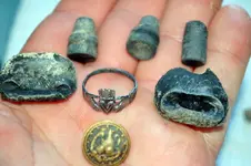 Bracelet & Claddagh (10).webp