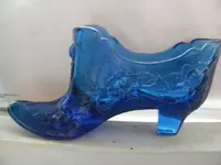Glassshoehallmark 003.webp