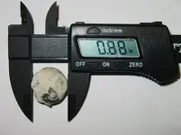 calipers_Digital-Calipers_leadcanister003.webp