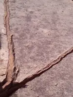 crack in bedrock2.webp crack in bedrock2.webp