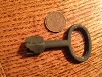 key_colonial2.webp