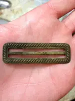 suspenders-clip-front.webp