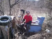 2013-03-30 garbage chair.webp