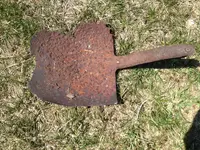 shovel up.webp