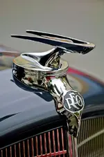 1935-reo-speedwagon-pickup-hood-ornament-jill-reger.webp