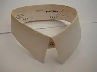 collar button.webp
