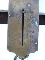 Morten & Bremer NY 48lb Spring Scale Up Close.webp