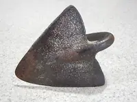 antique triangel hoe.webp