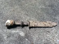 old knife.webp