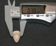 Digital-Caliper_measuring-bullet-diameter_TN_fyrffytr1_P1074954.webp