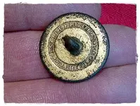 Royal Navy Purser Button 002.webp