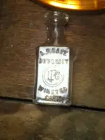 lil LP Case bottle4.webp lil LP Case bottle4.webp