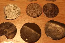 coins2f.webp