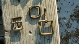 Buckles:straps03.webp