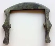 7-10_buckle_front.webp