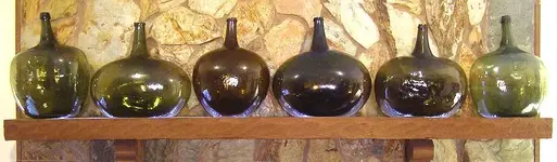 demi6mantel2.webp