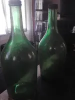 green bottles.webp