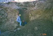 EandW_hole.webp